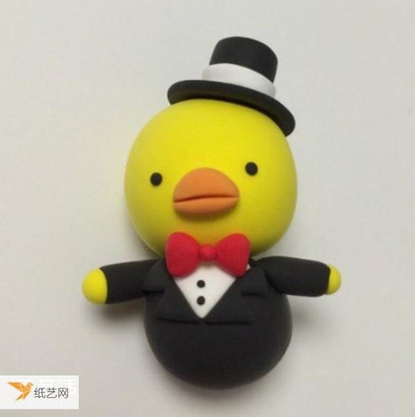 Illustrated tutorial on how to use ultra-light clay to make a personalized gentleman’s little yellow chicken