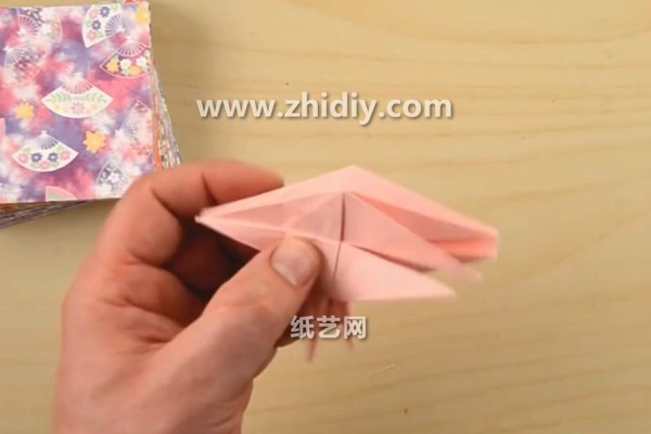 Simulation cute little crab origami video tutorial