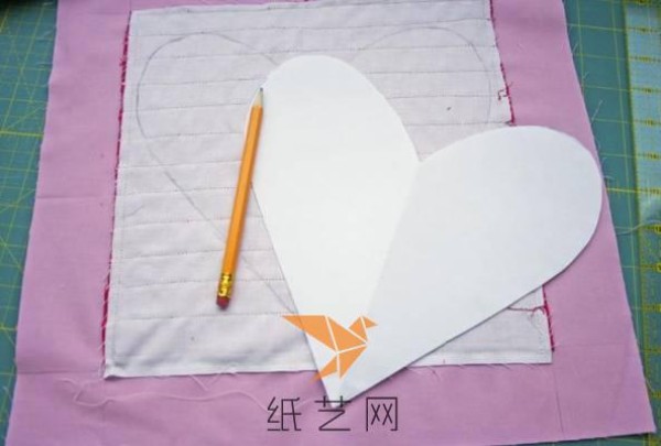 Romantic Heart Shaped Pillow Valentine’s Day Gift Making Tutorial