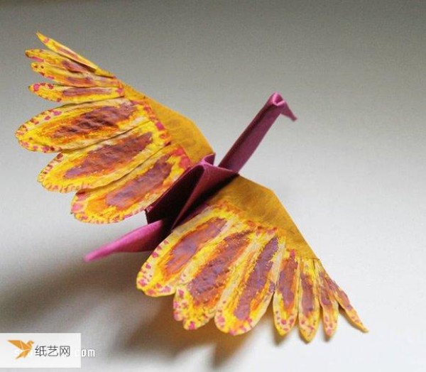 Artist implements one-day origami crane plan to fold 365 different shapes