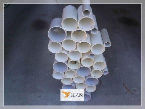 Tutorial on making garden sculptures using PVC pipes