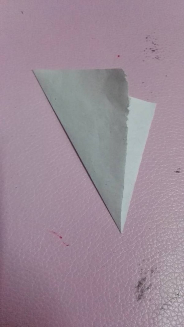 Super cool paper airplane tutorial