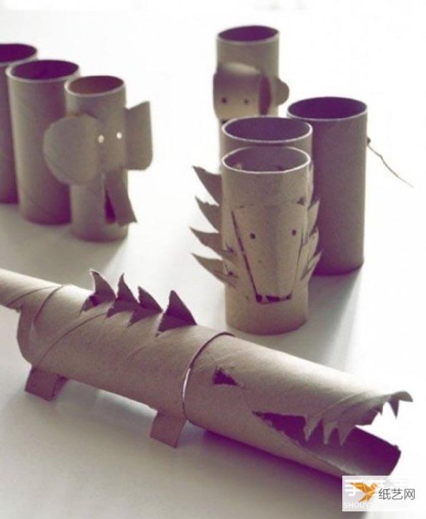 Small production pictures of paper rolls made by children are not only fun but also very practical