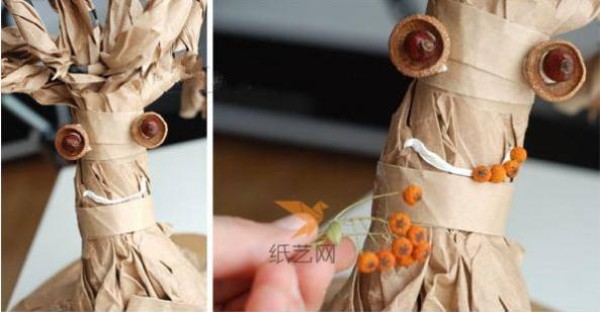 DIY tutorial on using waste shopping paper bags to make tree decorations