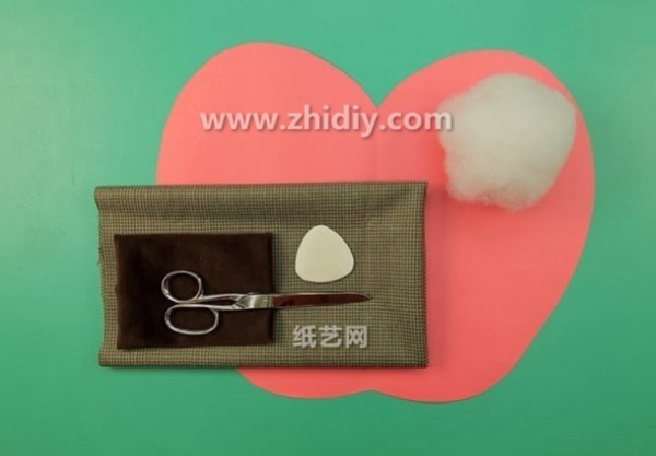 DIY production method tutorial of fabric handmade apple pillow