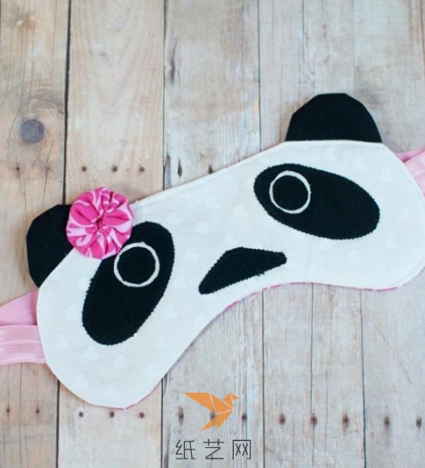 Tutorial on how to make a cute panda eye mask for Valentine’s Day gift