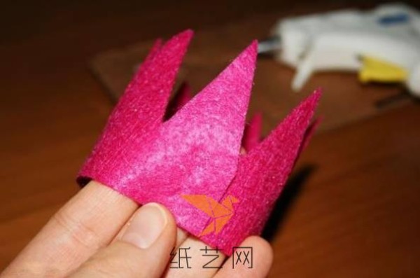 Cute non-woven small crown hairpin Childrens Day gift making tutorial