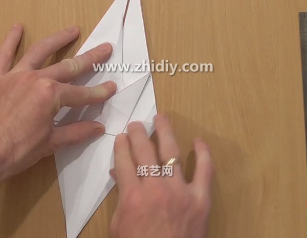 Origami video tutorial for super cool three-dimensional origami snail