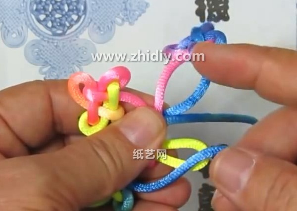 Chinese knot teaches you how to weave a wishful knot