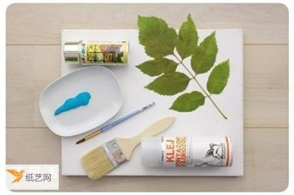 Tutorial on making special simple and personalized decorative paintings by hand