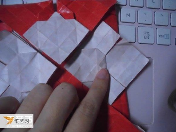 Super complicated kissing fish heart origami illustration process