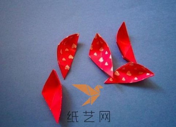 Tutorial on making beautiful origami flower decorations