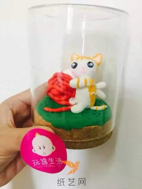 lwowlife clay DIY to make an angel cat holding a yarn ball