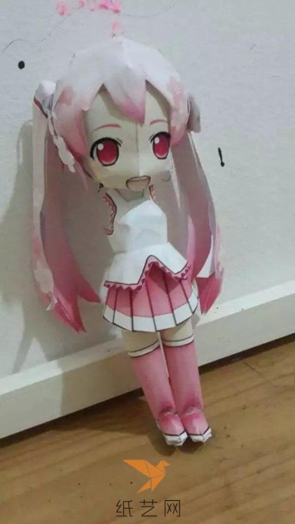 Sakura Hatsune Q version paper model modified version