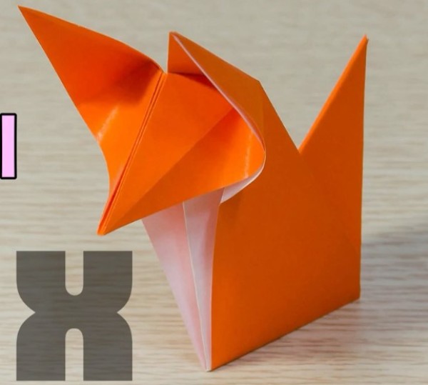 Origami video tutorial for simple origami fox