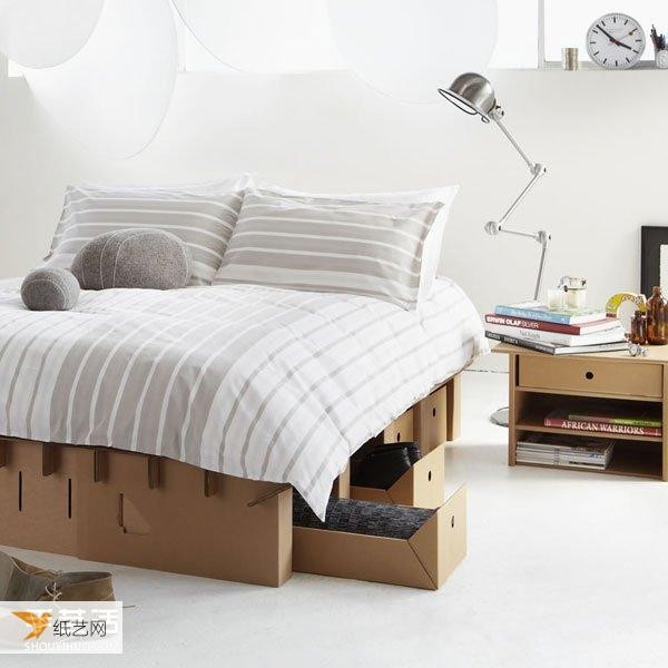 Three ways to fold a cardboard bed. Buying one means buying three!