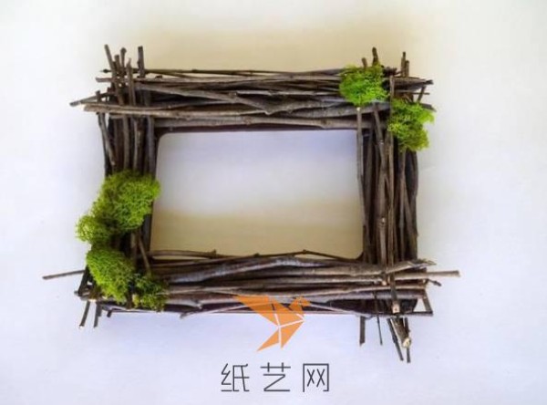 Photo frames made from nature’s gifts