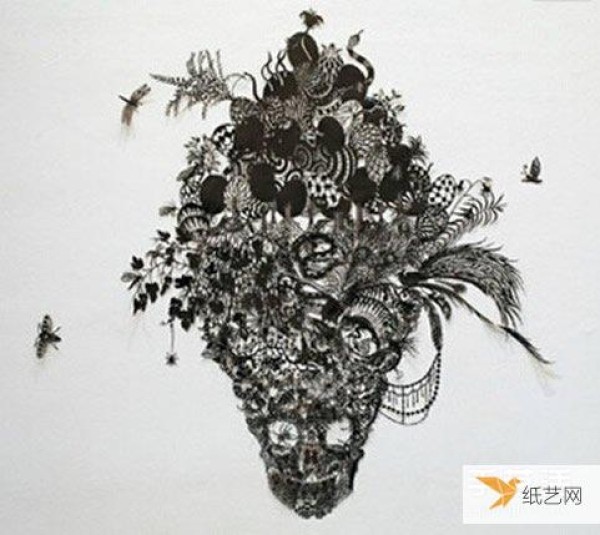 Pictures of paper sculpture art works that look particularly exquisite and complicated