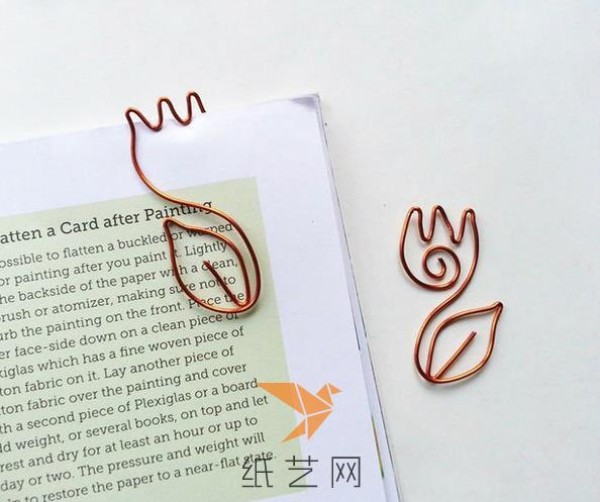 Tutorial on making cute cat-shaped wire bookmarks