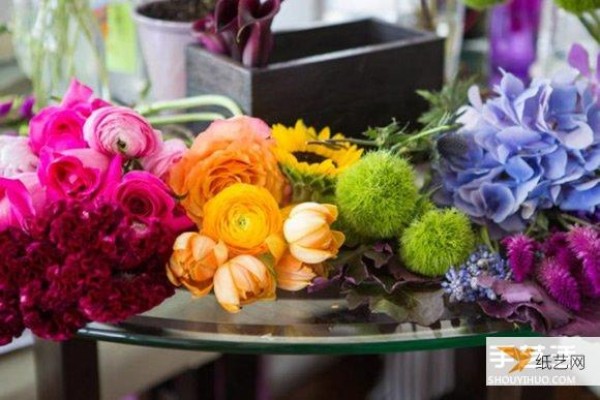 Must-know flower decoration tips to make your home more colorful