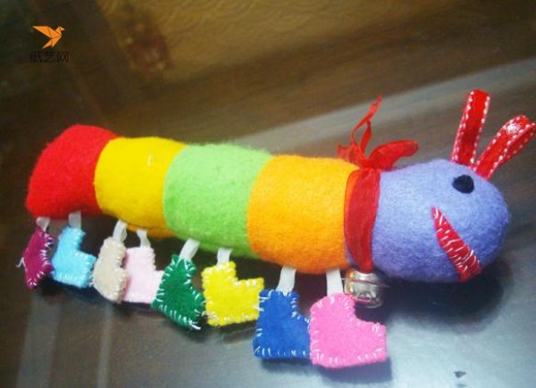 Tutorial on how to make cute handmade caterpillar toys