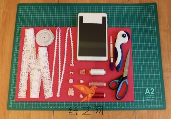 Tutorial on making a thoughtful and beautiful mobile phone case for Valentine’s Day gift