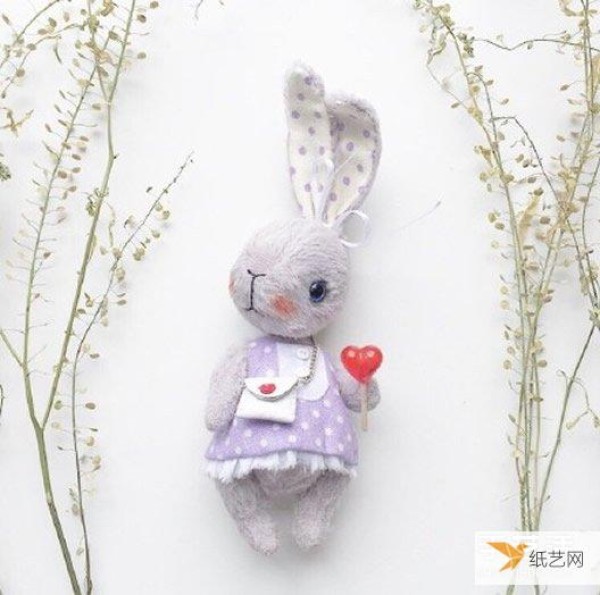 Pictures of various cute handmade fabric bunny works