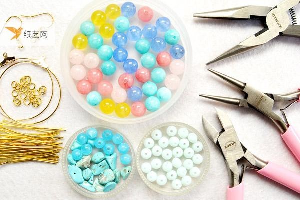 Awesome! Here comes the introductory tutorial on 7 types of beaded earrings!