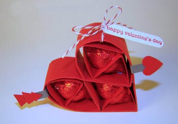 Valentines Day Origami Heart Chocolate Candy Gift Box Handmade DIY Illustrated Tutorial