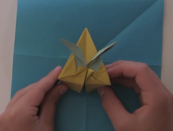 Origami Angry Birds yellow bird tutorial