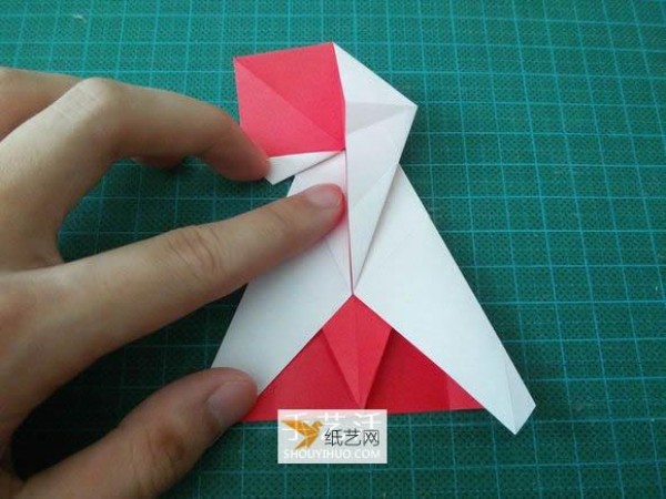 Detailed explanation of the illustrated tutorial on how to fold the Christmas crane