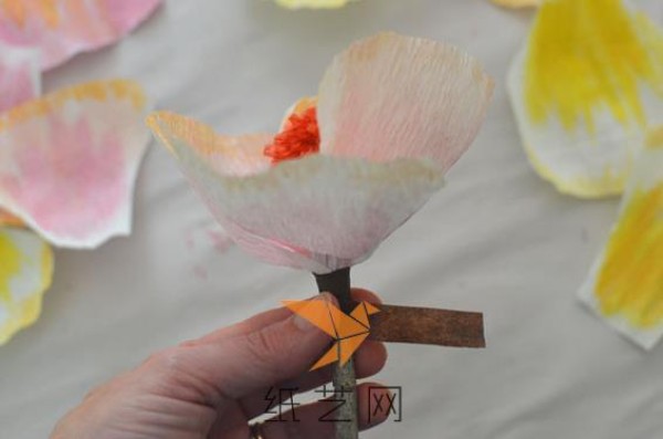 Beautiful handmade DIY paper flower making tutorial