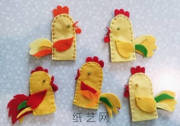 Tutorial on how to make a cute and simple finger puppet rooster for New Year’s gift