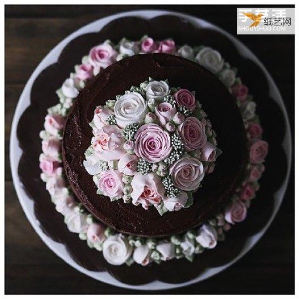 Tutorial on how to create a stunning picture of decorated cakes