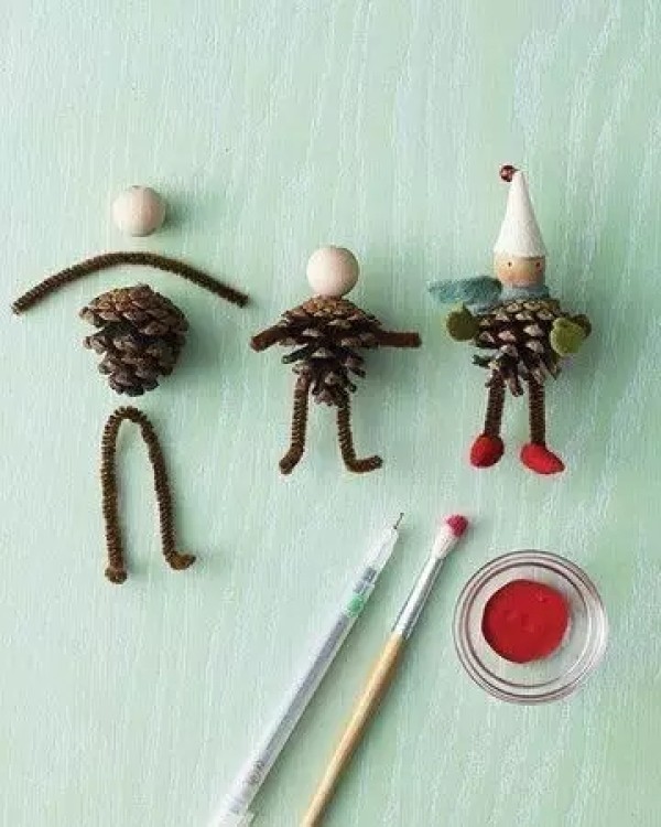 Turn waste into treasure and be loved by everyone! A little doll made of pine cones!