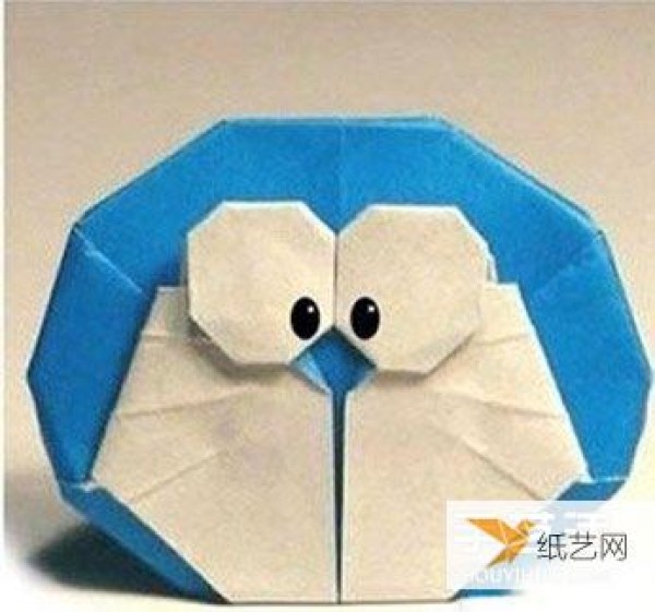 Illustrated steps on how to fold Doraemon using origami