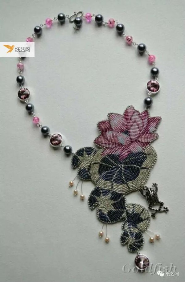 Flat beaded jewelry crafting tutorial! Stunning!