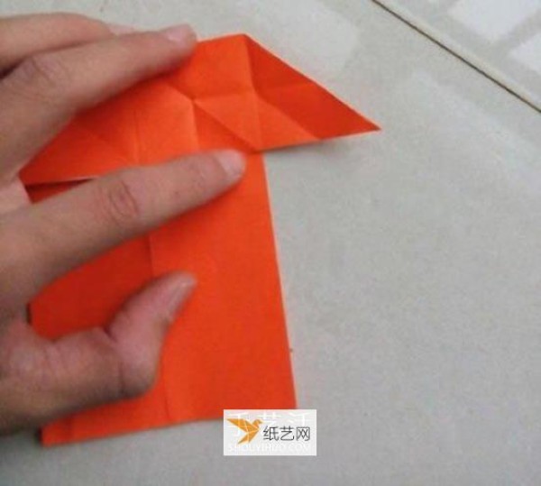 Illustration of how to fold paper rabbits by hand