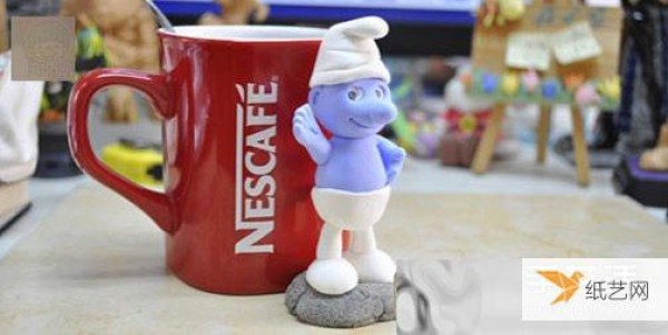 An illustrated tutorial on how to make a Smurf using ultra-light clay