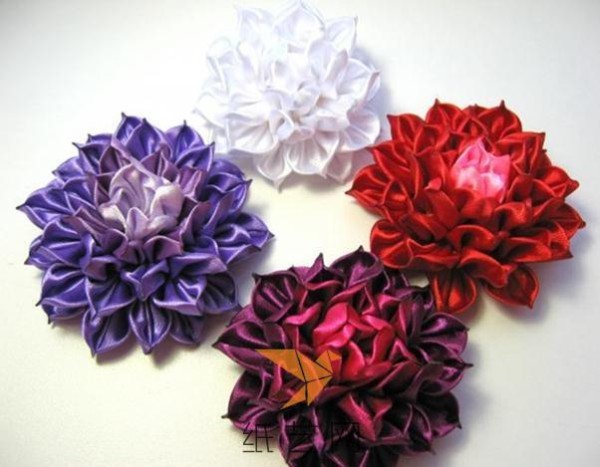 Gorgeous DIY Ribbon Flower Making Tutorial