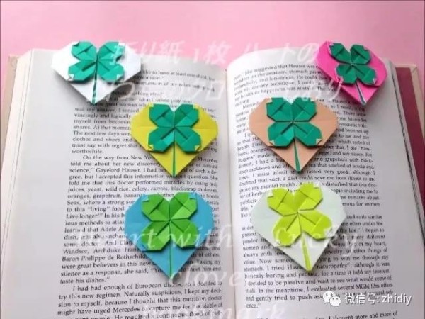 Origami Four Leaf Clover Bookmark (Video Tutorial)