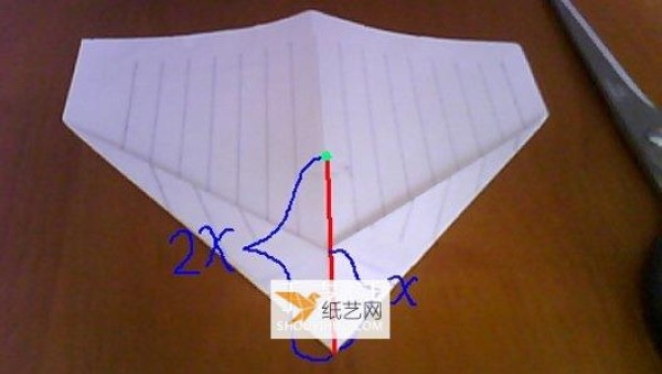 Illustration of folding method of Paperang paper airplane