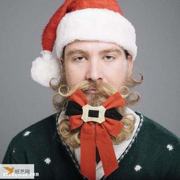 12 weird Christmas beards that make bearded men more personalized