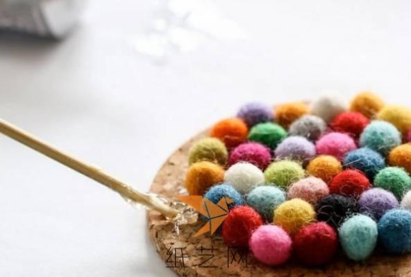 Cute wool felt ball coaster making tutorial