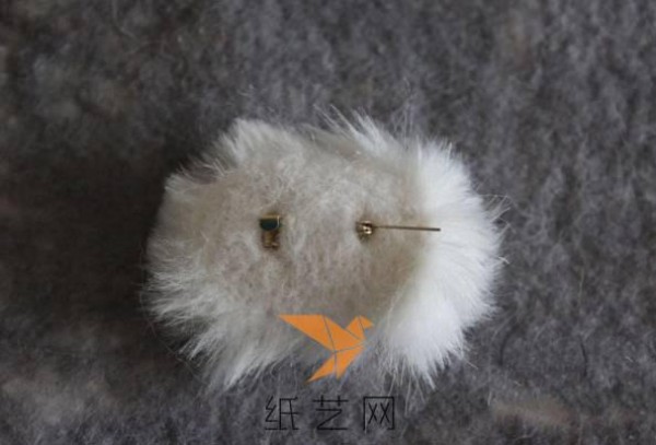 Tutorial on how to make a cute wool felt hamster brooch