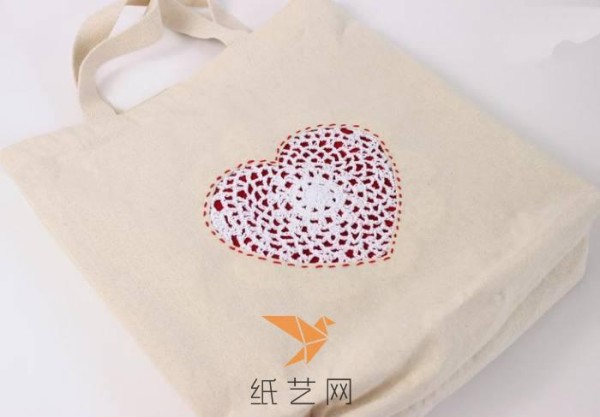 Tutorial on making beautiful heart-shaped shopping bags