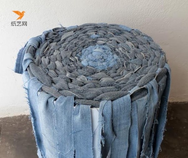 How to make a fruit basket from old jeans