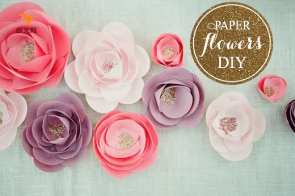 The method of making such beautiful paper flowers is very simple.