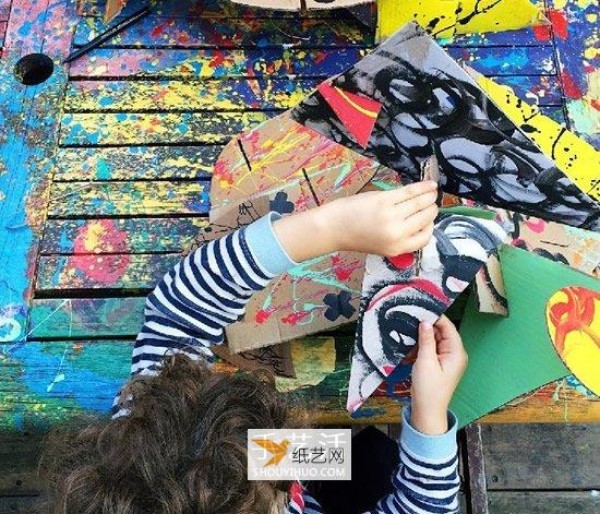 Use cardboard to make a mysterious little flying beast