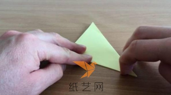 A step-by-step tutorial on how to make an origami peace dove